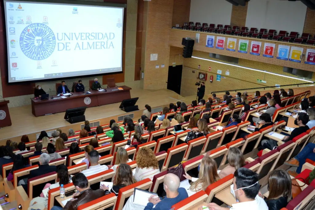 Foto del Aulario de la Universidad de Almería.